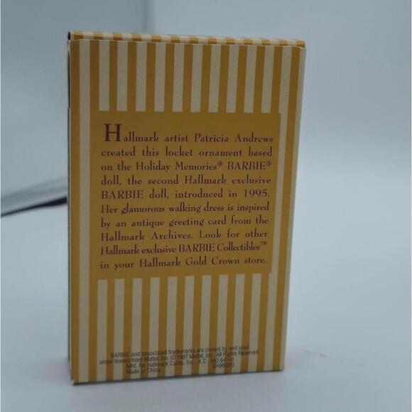 Vintage 1997 Hallmark Keepsake Holiday Memories Barbie Ornament Locket - Picture 2 of 4
